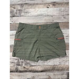 L.L. Bean Womens Medium Outdoor Active Hiking Green Zipped Pockets Lightweight